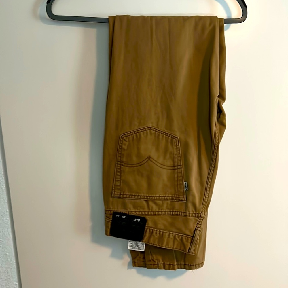 Men’s Levi’s 36/34 barely worn